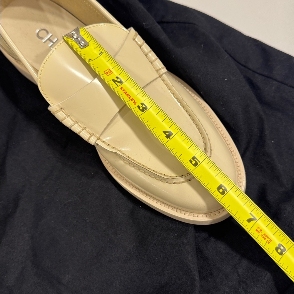 CHANEL Women's Beige Loafers - Picture 7 of 7
